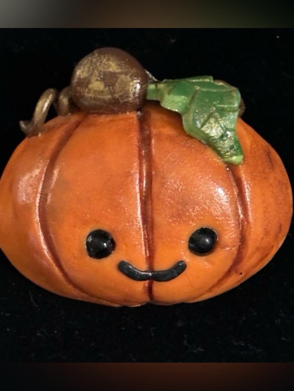 Pumpkin brooch pin